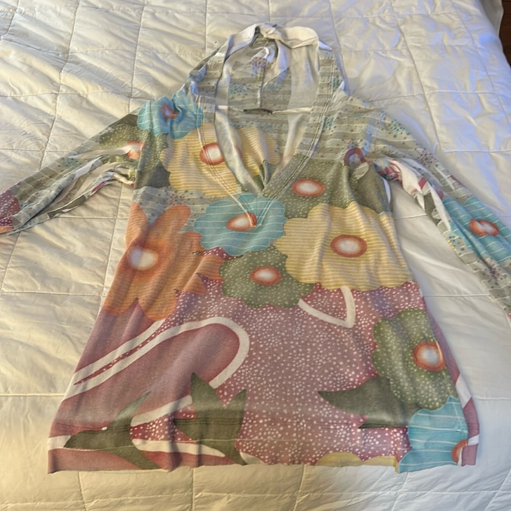 Hooded light weight sweater